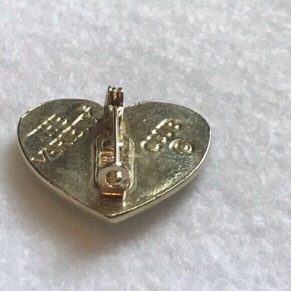 Vintage Variety Club Gold Tone Heart Brooch Pins Lot of 4 - Picture 8 of 14